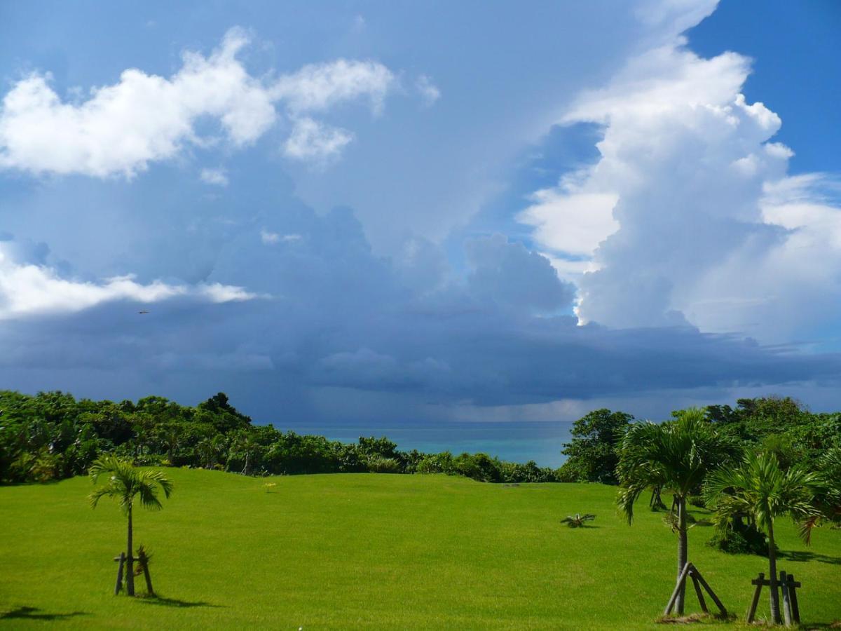 Tsundara Beach Retreat Ishigaki  Экстерьер фото